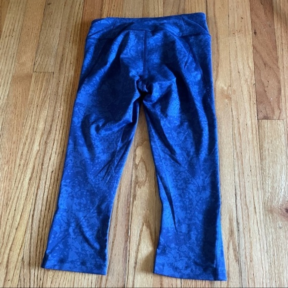 The north face Capri leggings - Picture 6 of 7